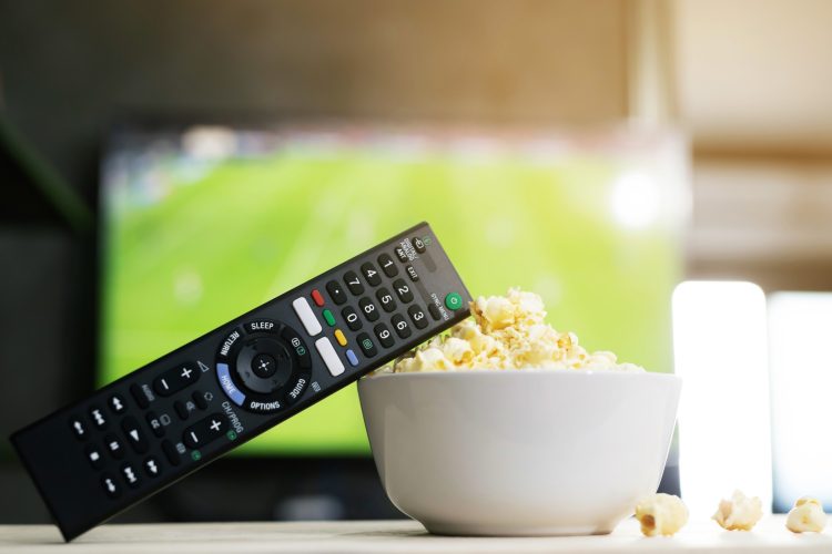 tv-remote-control-with-popcorn_t20_BmWLwY